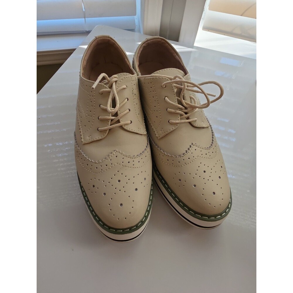 Dadawen Women's Platform Lace-Up Wingtips Square Toe Oxfords Size 9.5/10 EU 41